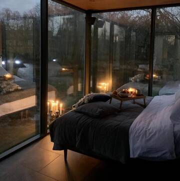 Фото номера Двухместный номер Делюкс с 1 кроватью Отель Riverbed inn ÖÖD mirror house and Iglucraft sauna by river г. Kanaküla 23