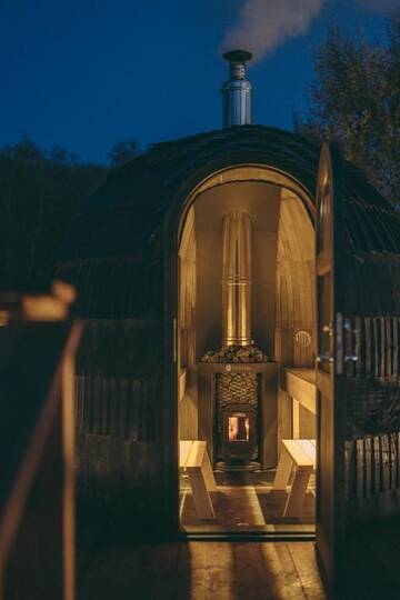 Фото номера Двухместный номер Делюкс с 1 кроватью Отель Riverbed inn ÖÖD mirror house and Iglucraft sauna by river г. Kanaküla 31